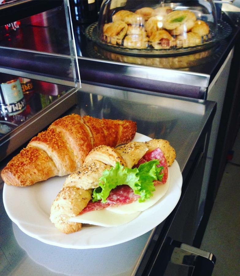 Hotel Langa In 코르테밀리아 외부 사진